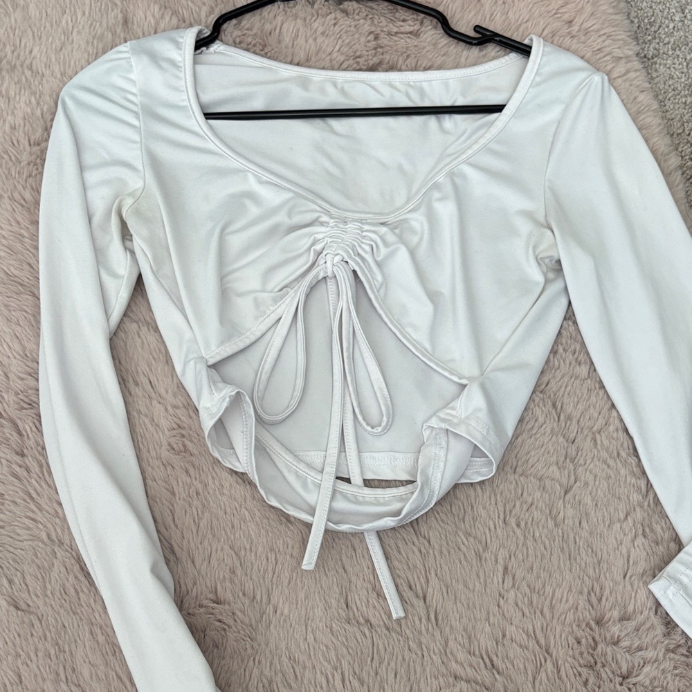 Elegant White Ruched Long Sleeve Top